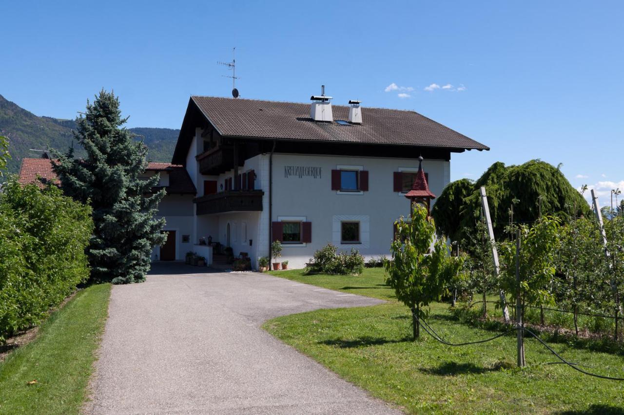Appartements Kreuzwegerhof لانا المظهر الخارجي الصورة