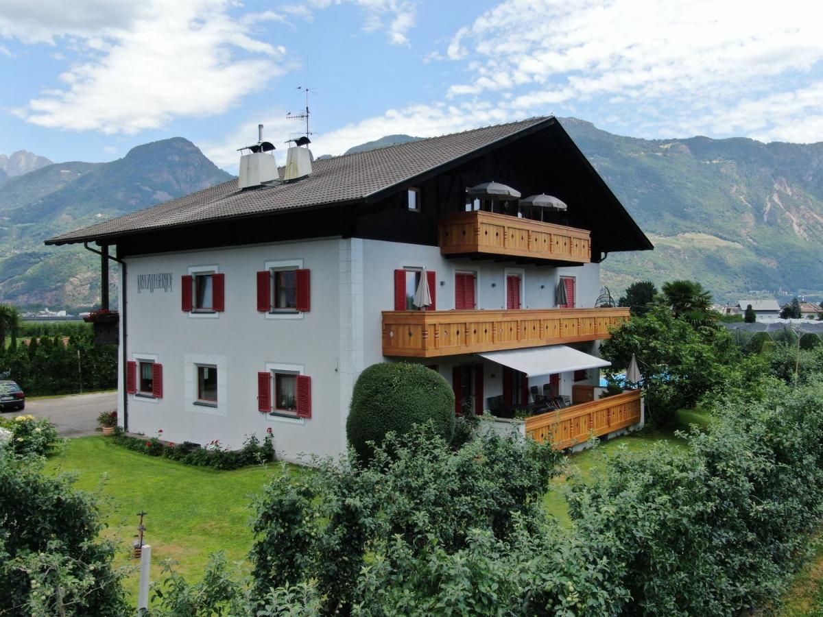 Appartements Kreuzwegerhof لانا المظهر الخارجي الصورة